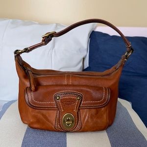 VINTAGE COACH Handbag. Weathered leather